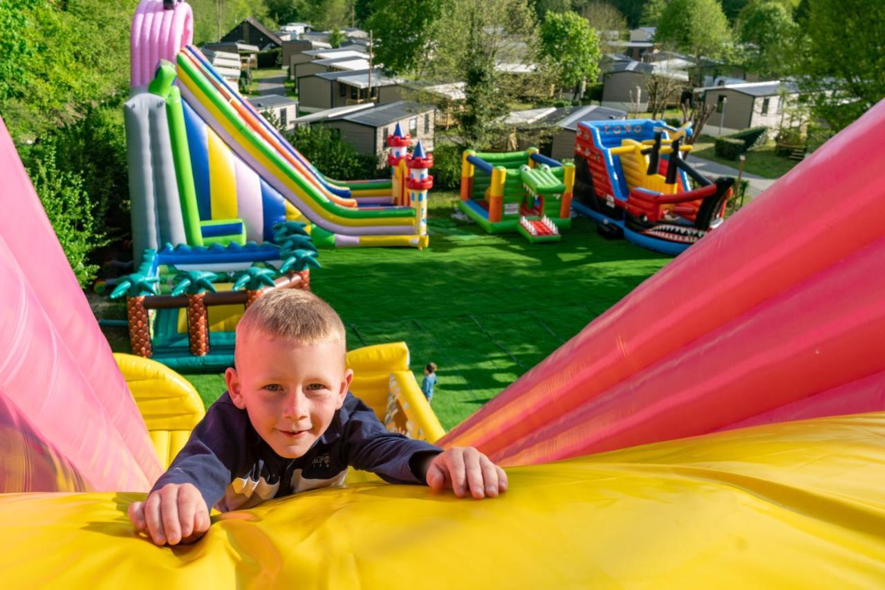 Camping Country Park Crecy La Chapelle - Site Officiel - Next To Disneyland Paris 外观 照片